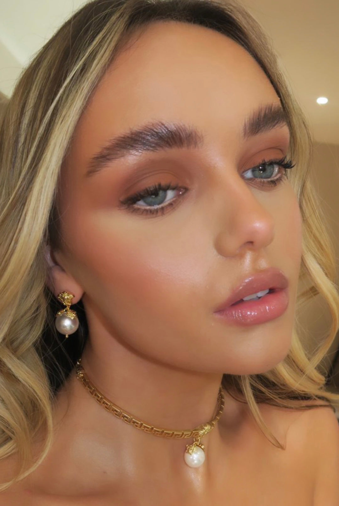 The Rome Eternal Pearl Gold Drop Earrings